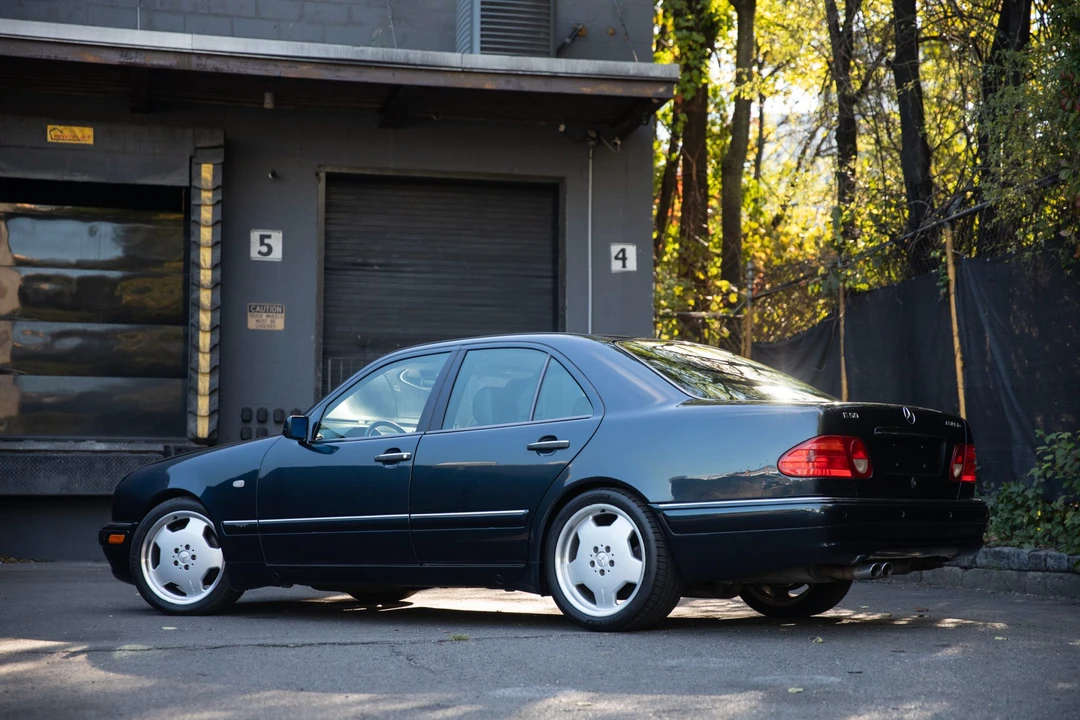 1996 Mercedes-Benz W210 E 36 & E 50 & E 55 & E 60 AMG - Image 3 of 31