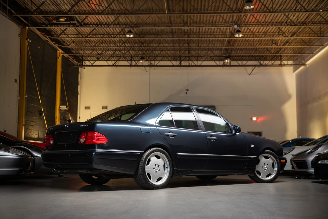 1996 Mercedes-Benz W210 E 36 & E 50 & E 55 & E 60 AMG - Image 2 of 31
