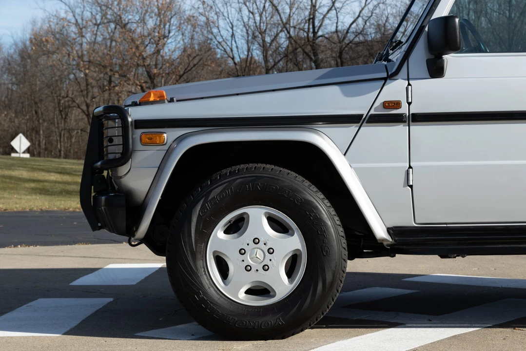 1996 Mercedes-Benz W463 G-Class - Image 28 of 31