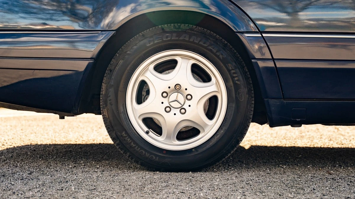 1998 Mercedes-Benz W140 S-Class - Image 16 of 30