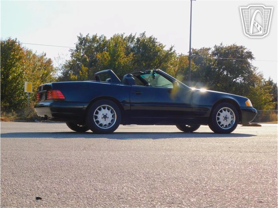 1996 Mercedes-Benz R129 SL-Class - Image 25 of 31
