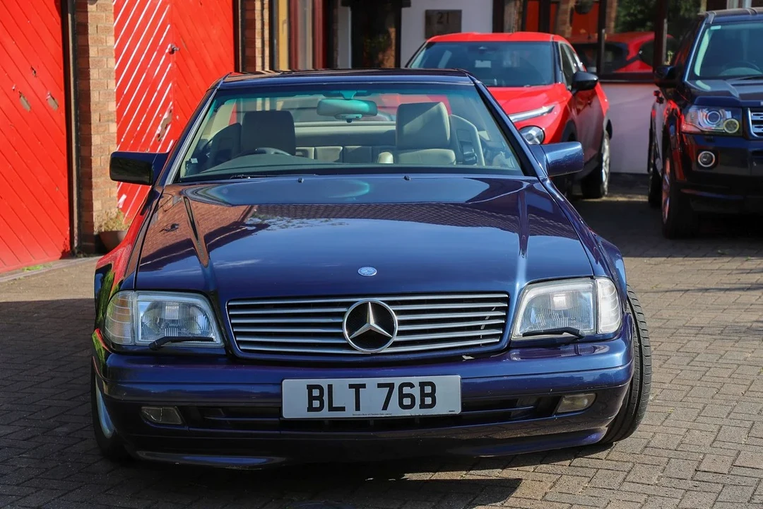 1996 Mercedes-Benz R129 SL-Class - Image 23 of 30