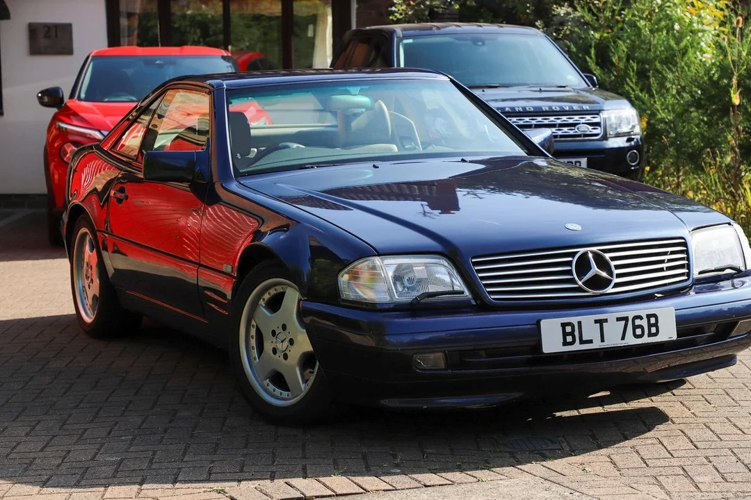 1996 Mercedes-Benz R129 SL-Class - Image 2 of 30