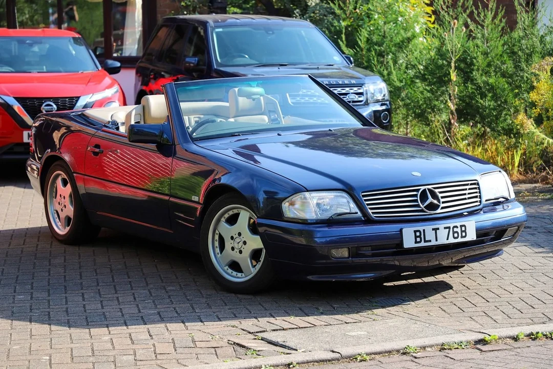 1996 Mercedes-Benz R129 SL-Class - Image 9 of 30