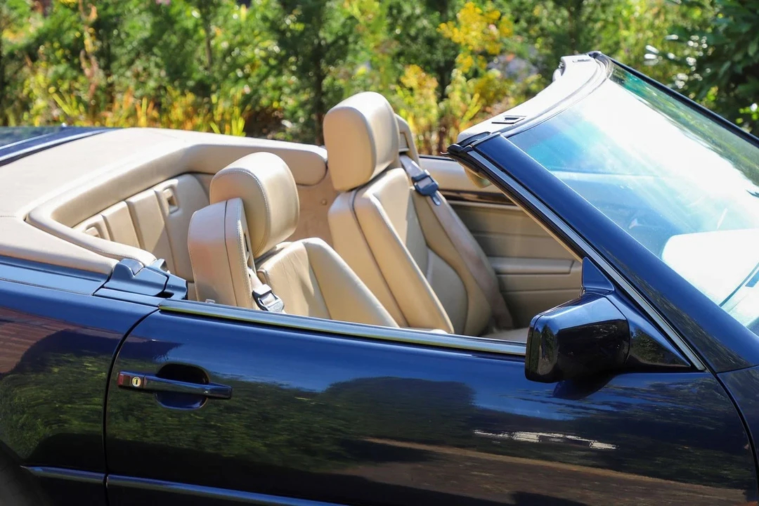 1996 Mercedes-Benz R129 SL-Class - Image 8 of 30