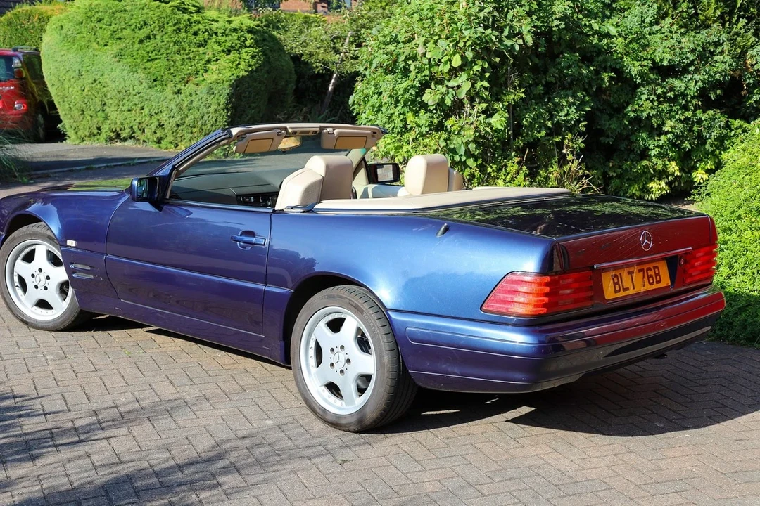 1996 Mercedes-Benz R129 SL-Class - Image 13 of 30