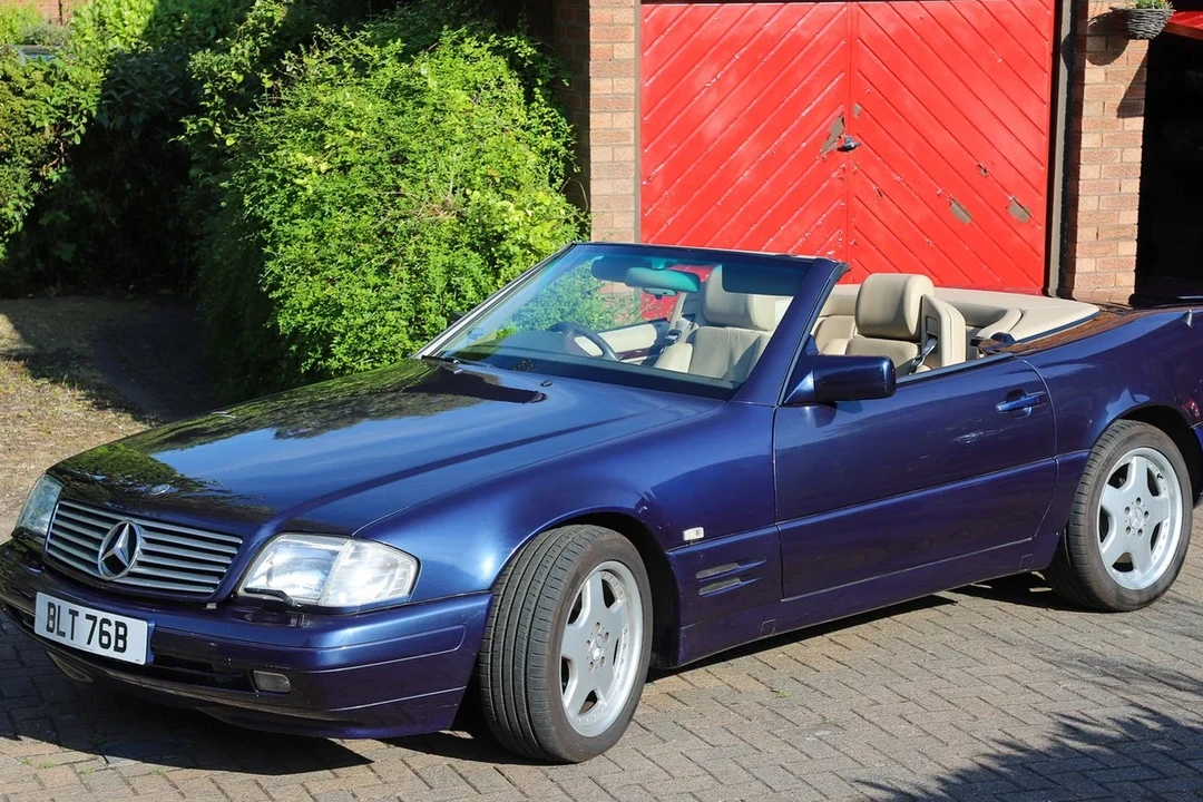 1996 Mercedes-Benz R129 SL-Class - Image 11 of 30