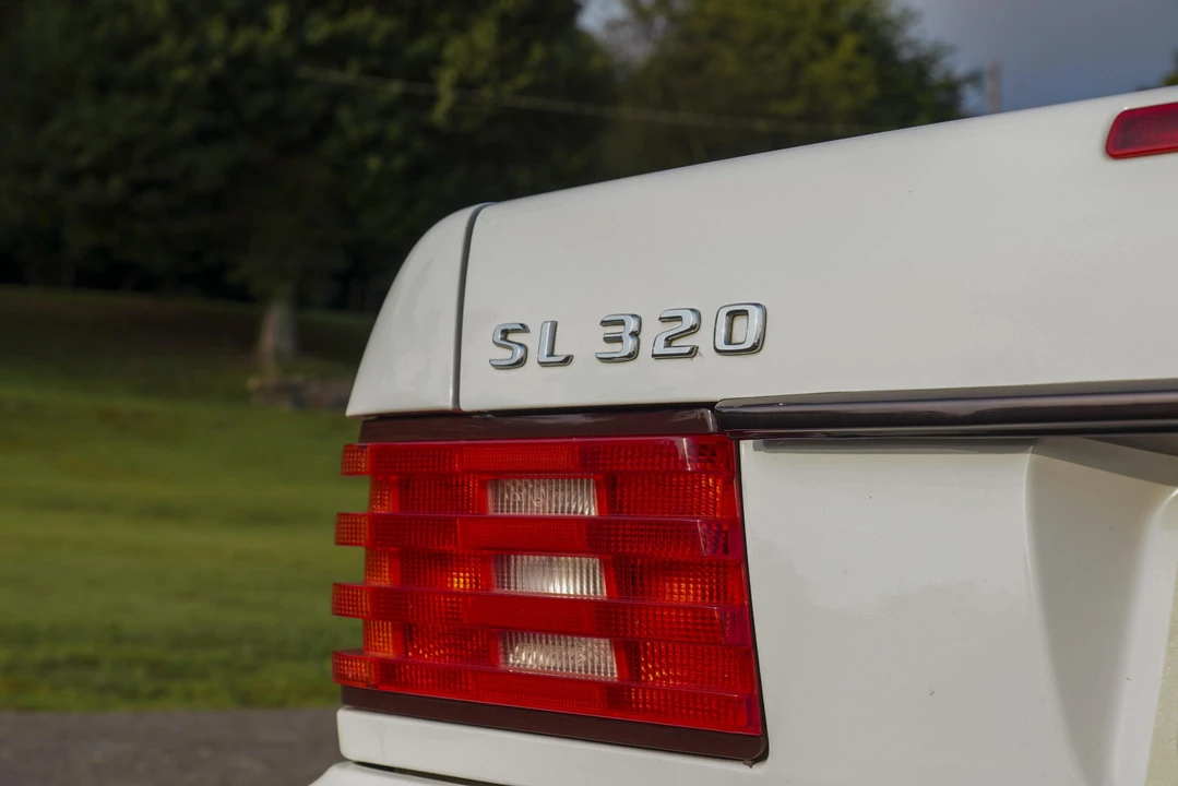 1996 Mercedes-Benz R129 SL-Class - Image 26 of 31