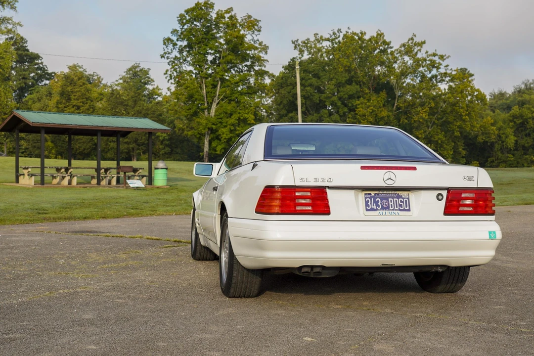 1996 Mercedes-Benz R129 SL-Class - Image 9 of 31