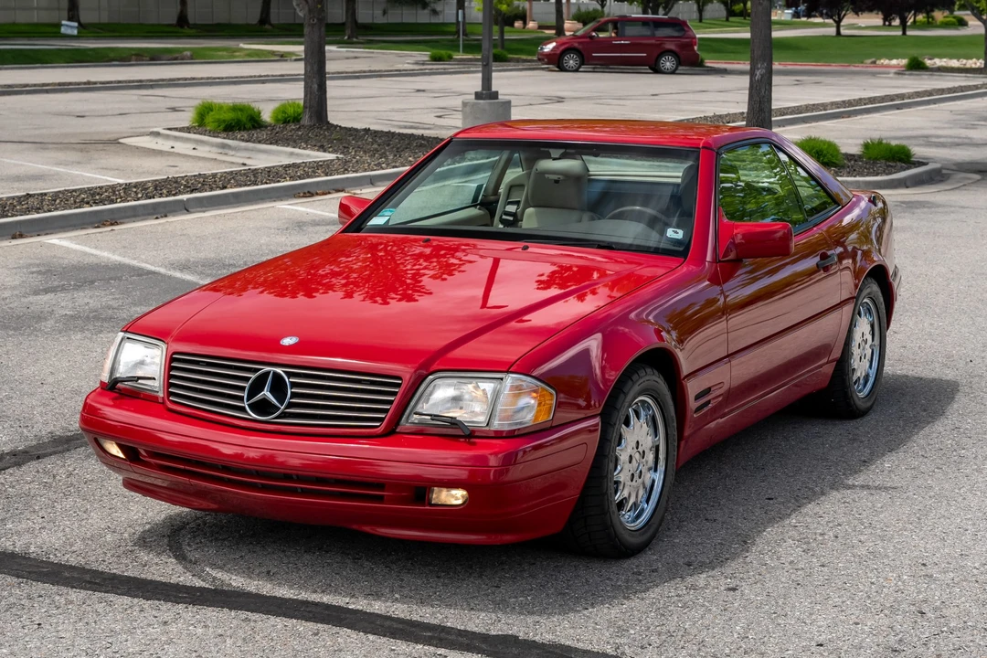 1996 Mercedes-Benz R129 SL-Class - Image 2 of 31