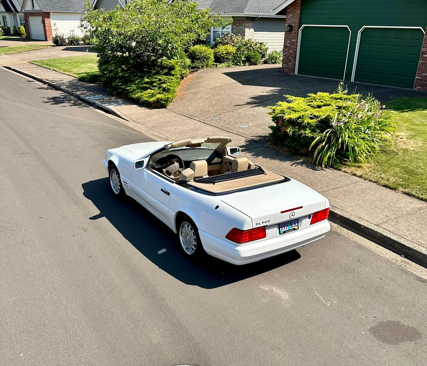 1996 Mercedes-Benz R129 SL-Class - Image 10 of 31