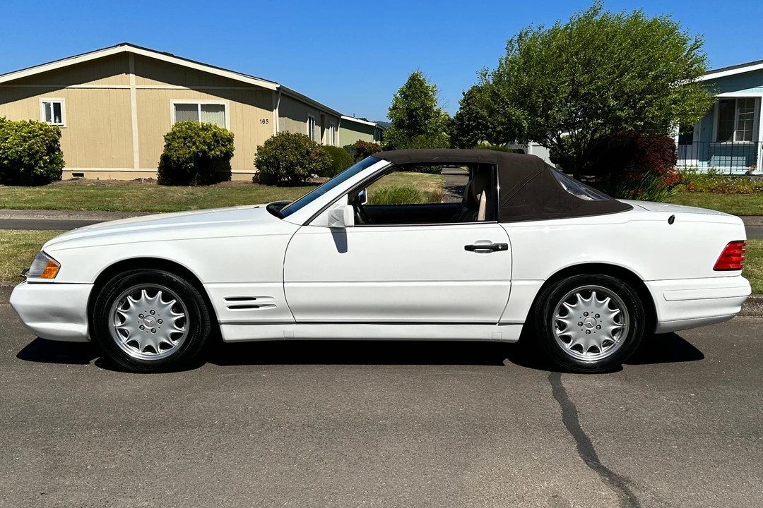 1996 Mercedes-Benz R129 SL-Class - Image 3 of 31