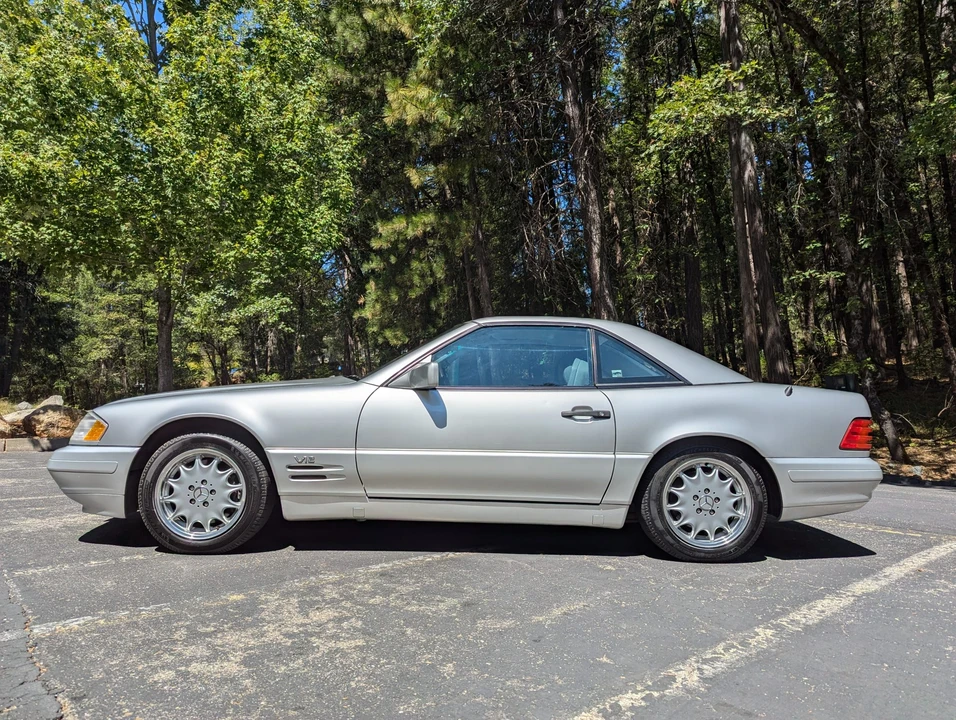 1996 Mercedes-Benz R129 SL-Class - Image 14 of 31