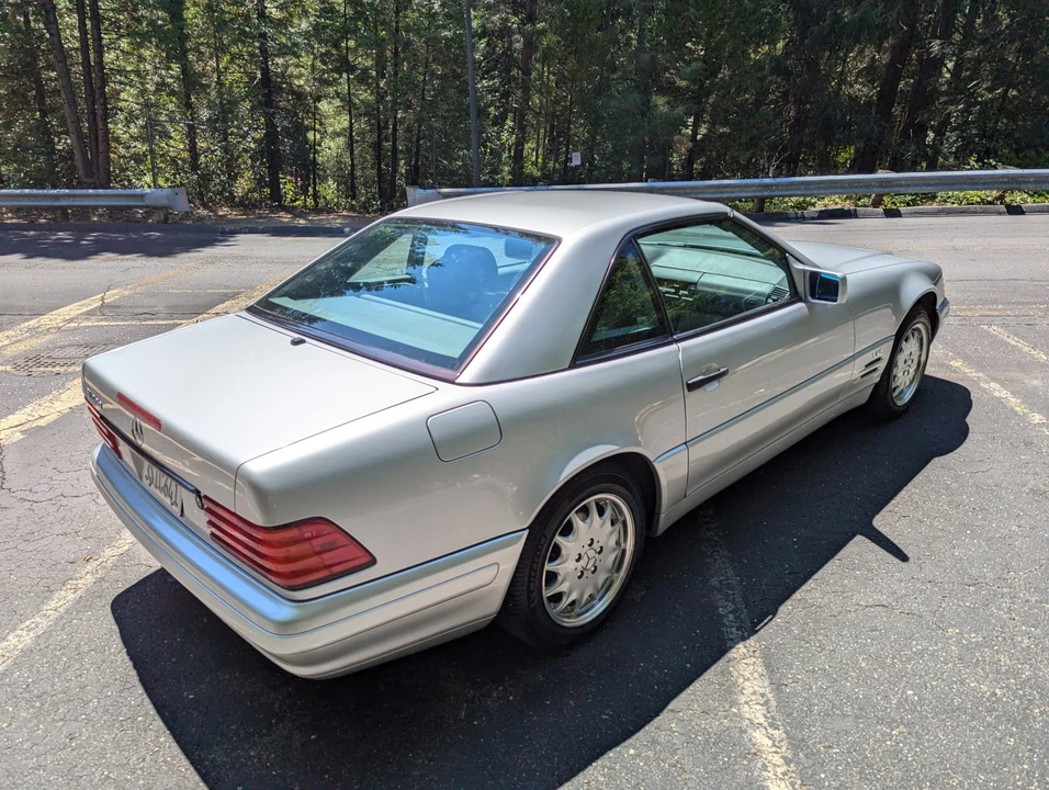 1996 Mercedes-Benz R129 SL-Class - Image 11 of 31
