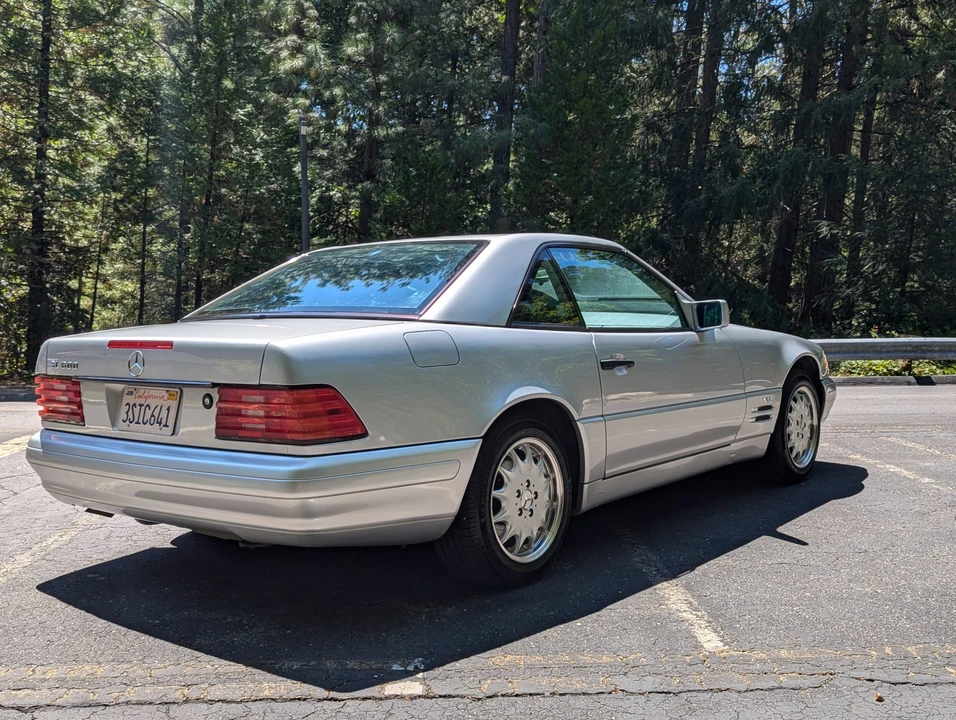 1996 Mercedes-Benz R129 SL-Class - Image 12 of 31