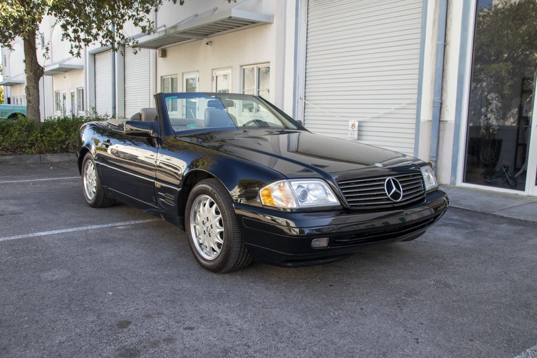 1996 Mercedes-Benz R129 SL-Class - Image 8 of 31