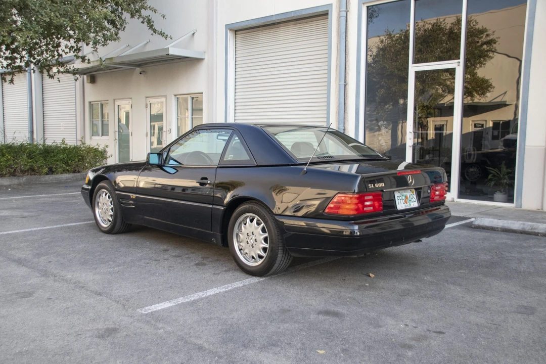 1996 Mercedes-Benz R129 SL-Class - Image 13 of 31