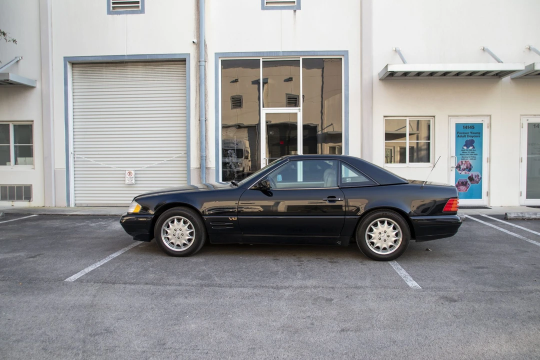 1996 Mercedes-Benz R129 SL-Class - Image 12 of 31