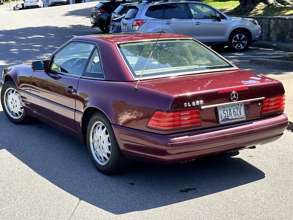 1996 Mercedes-Benz R129 SL-Class - Image 10 of 31