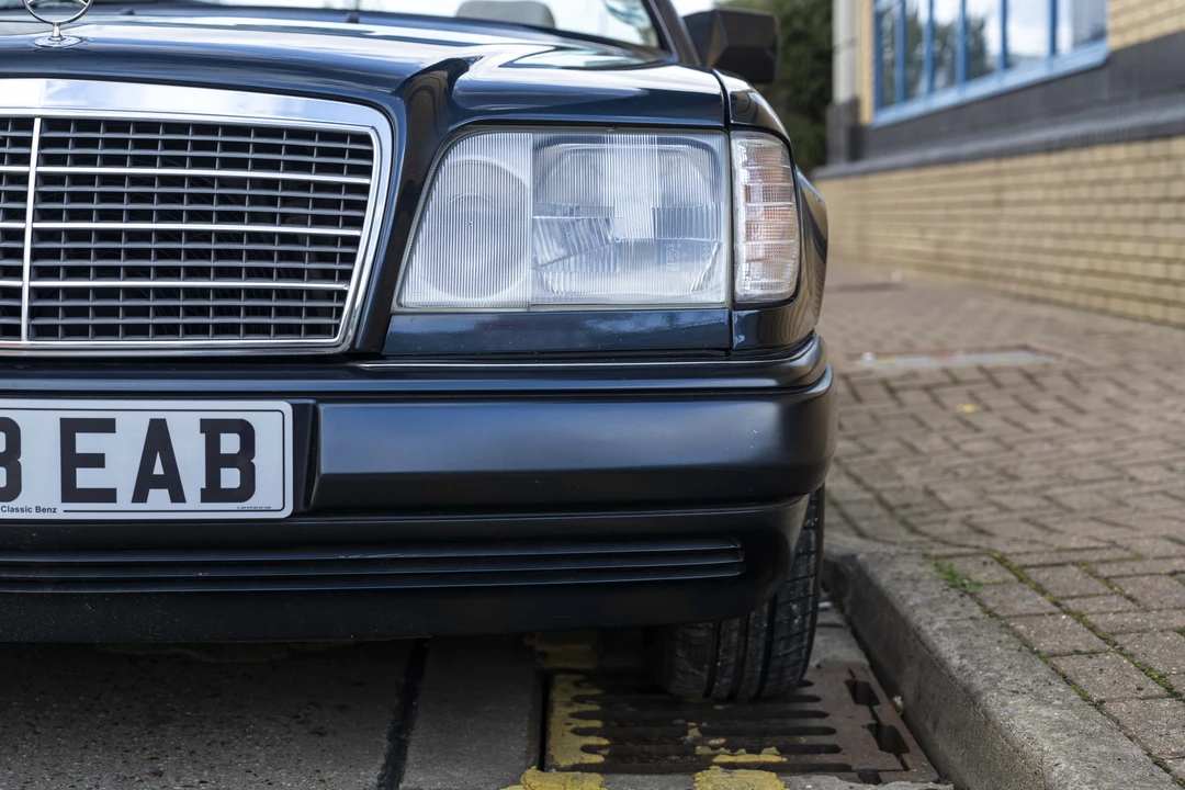 1996 Mercedes-Benz W124 E-Class - Image 13 of 31