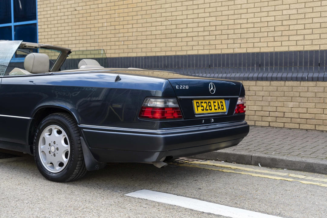 1996 Mercedes-Benz W124 E-Class - Image 27 of 31