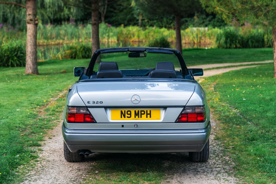 1996 Mercedes-Benz W124 E-Class - Image 15 of 31