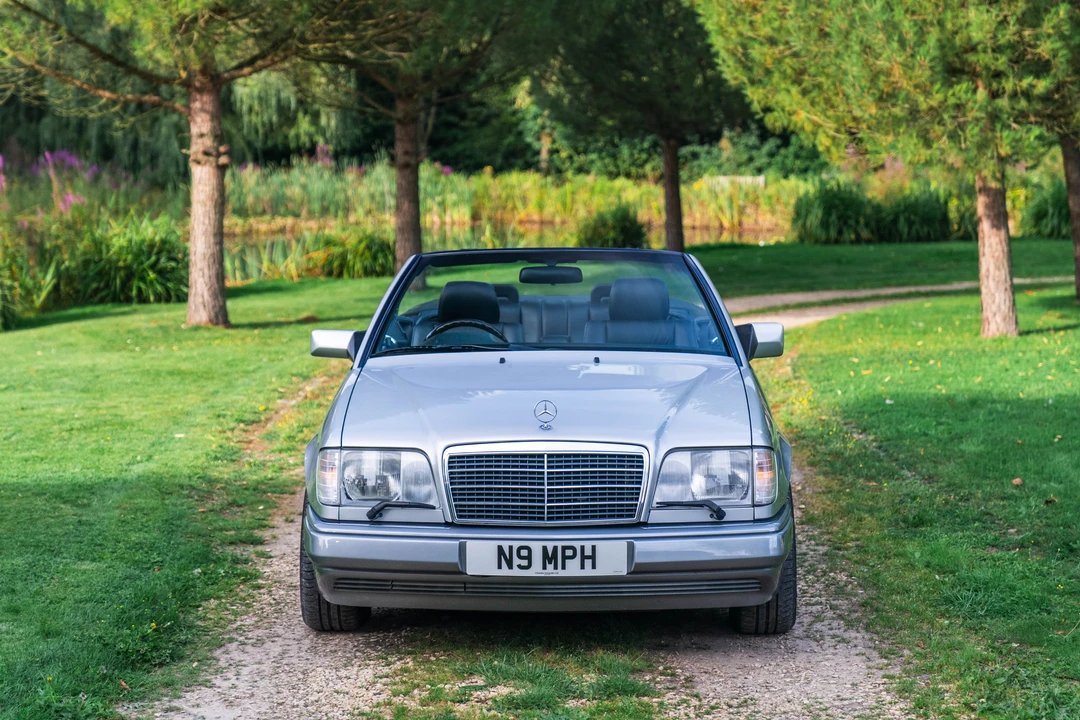 1996 Mercedes-Benz W124 E-Class - Image 11 of 31