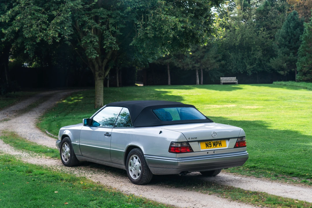 1996 Mercedes-Benz W124 E-Class - Image 23 of 31