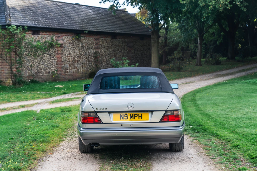 1996 Mercedes-Benz W124 E-Class - Image 29 of 31