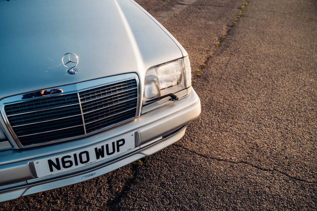 1996 Mercedes-Benz W124 E-Class - Image 12 of 31