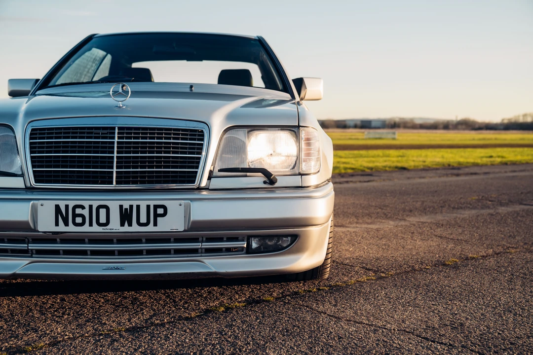 1996 Mercedes-Benz W124 E-Class - Image 17 of 31