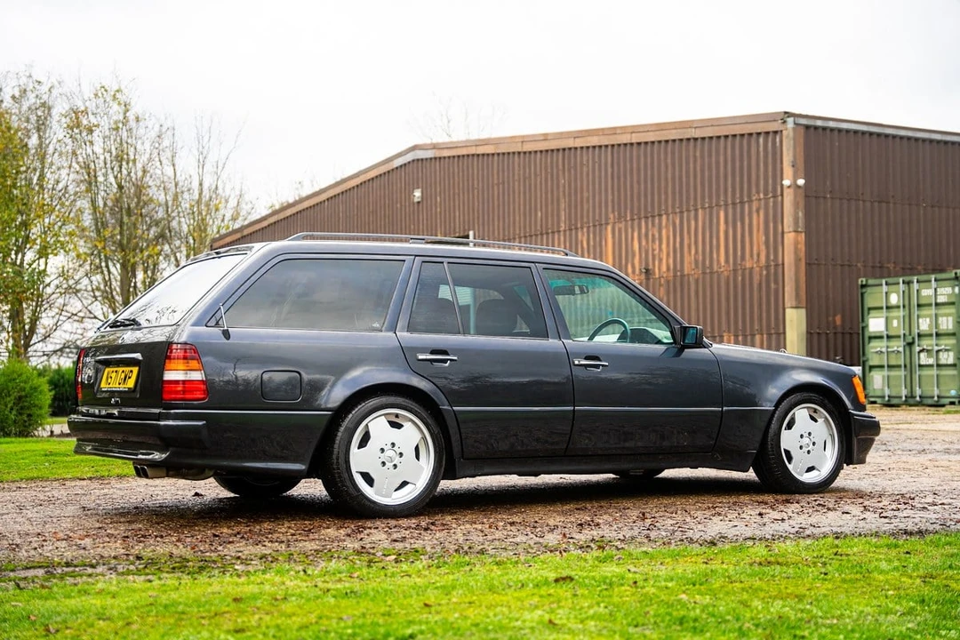 1996 Mercedes-Benz W124 E-Class - Image 27 of 30