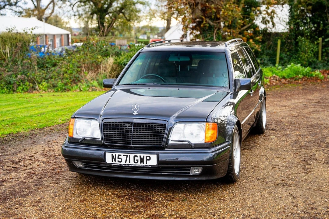 1996 Mercedes-Benz W124 E-Class - Image 10 of 30