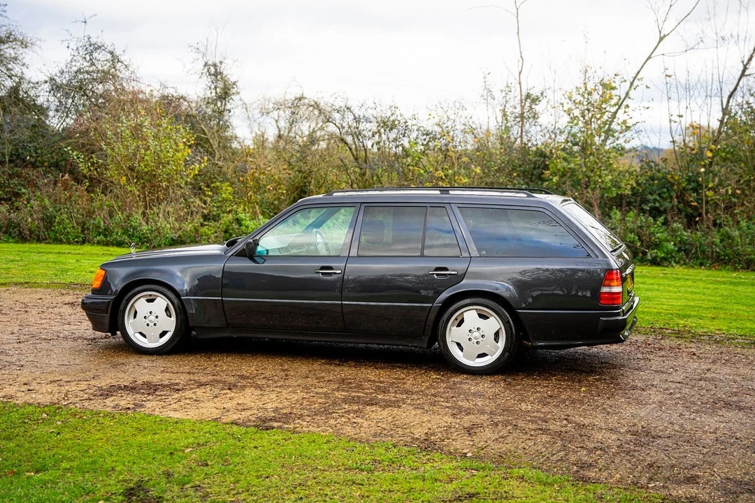 1996 Mercedes-Benz W124 E-Class - Image 18 of 30