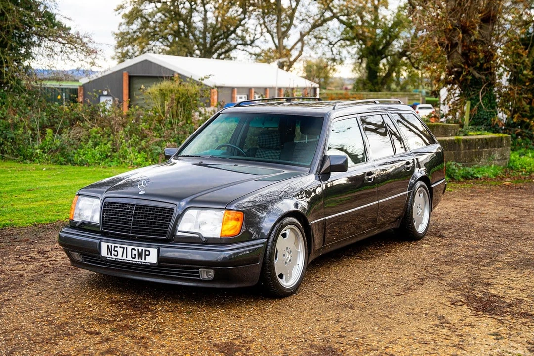1996 Mercedes-Benz W124 E-Class - Image 12 of 30