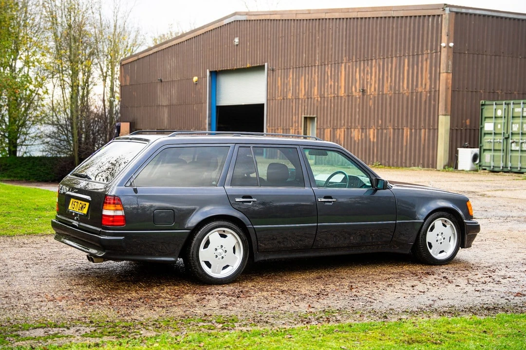 1996 Mercedes-Benz W124 E-Class - Image 26 of 30
