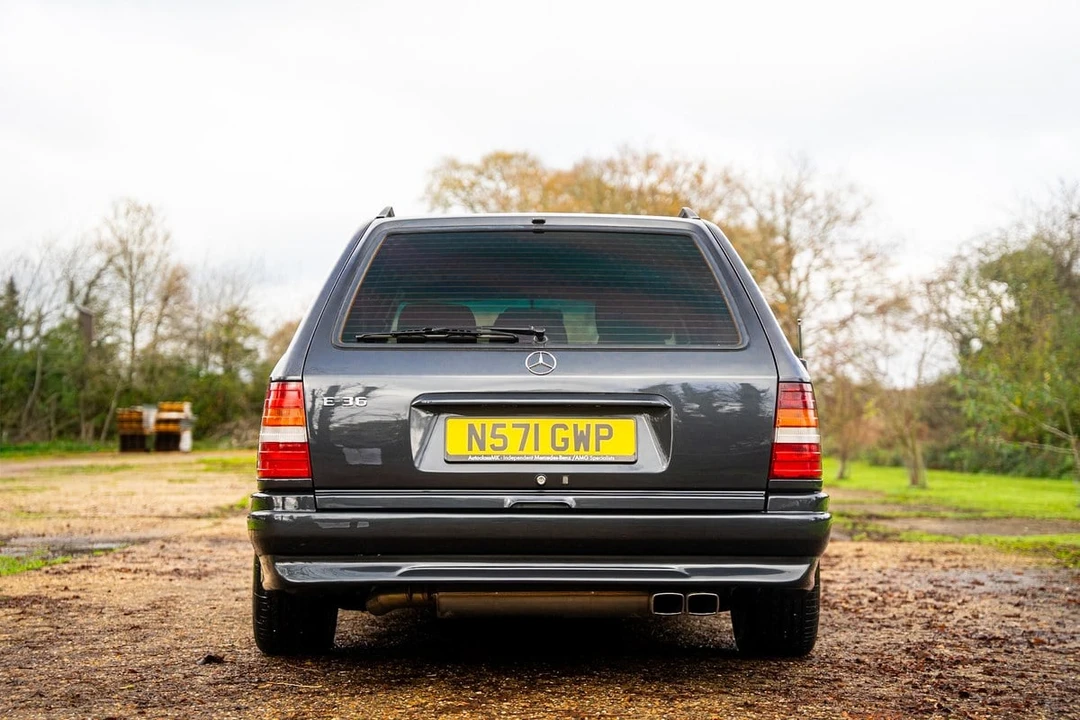 1996 Mercedes-Benz W124 E-Class - Image 23 of 30
