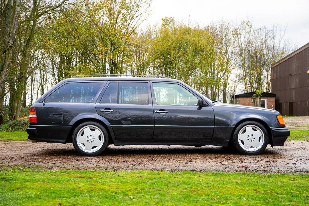 1996 Mercedes-Benz W124 E-Class - Image 29 of 30