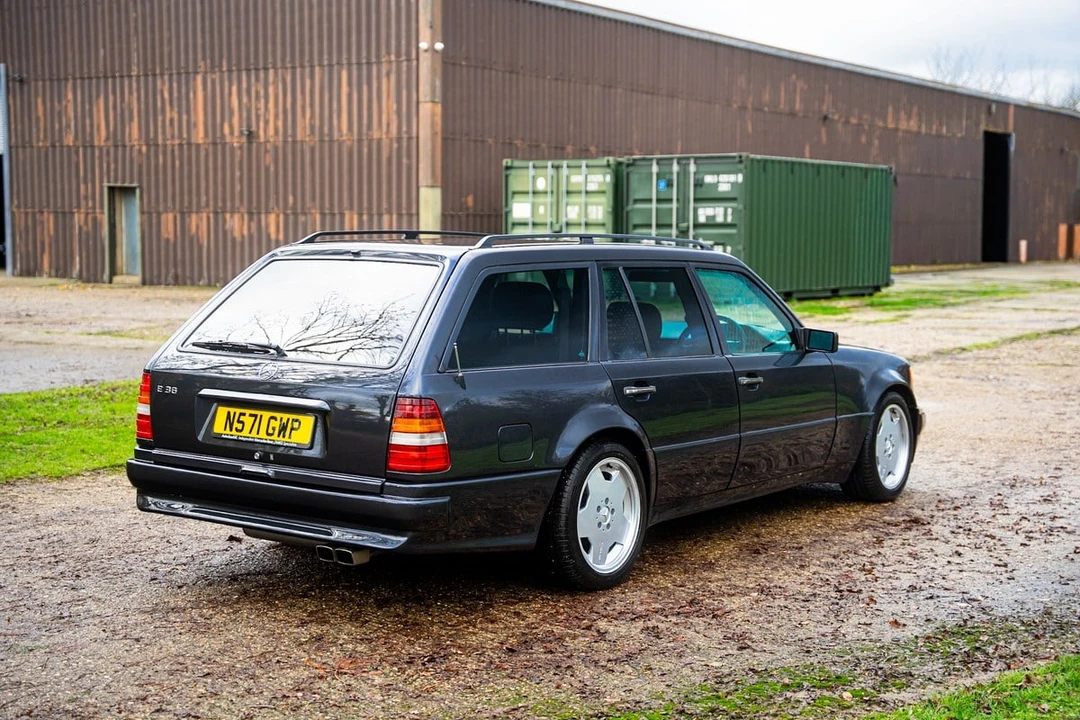 1996 Mercedes-Benz W124 E-Class - Image 24 of 30
