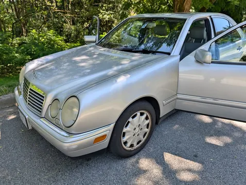 1996 Mercedes-Benz E-Class