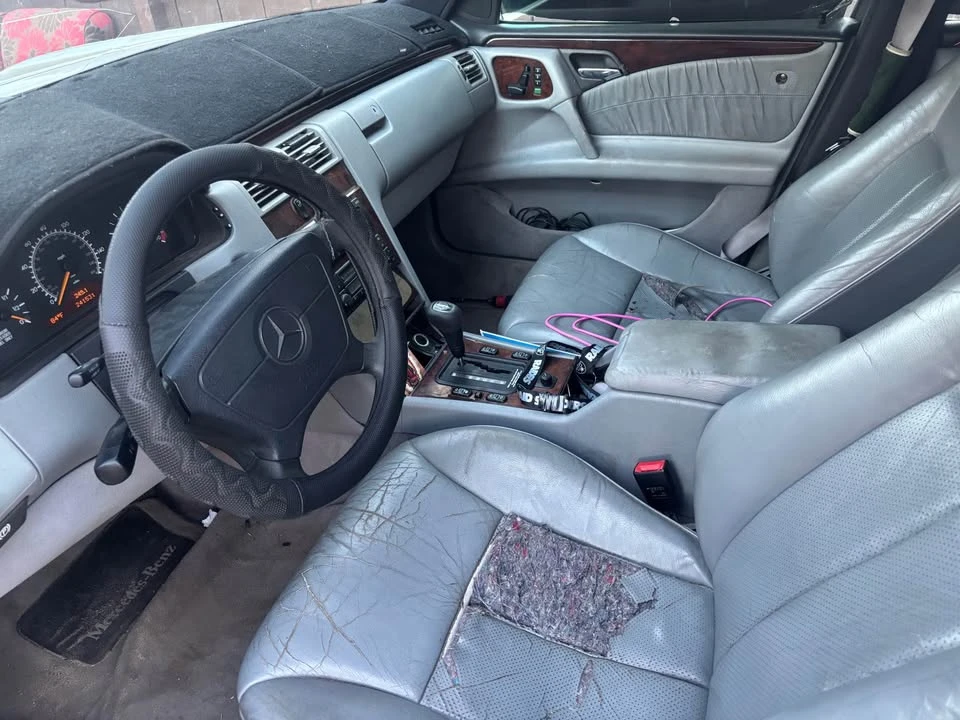 1996 Mercedes-Benz W210 E-Class - Image 5 of 5