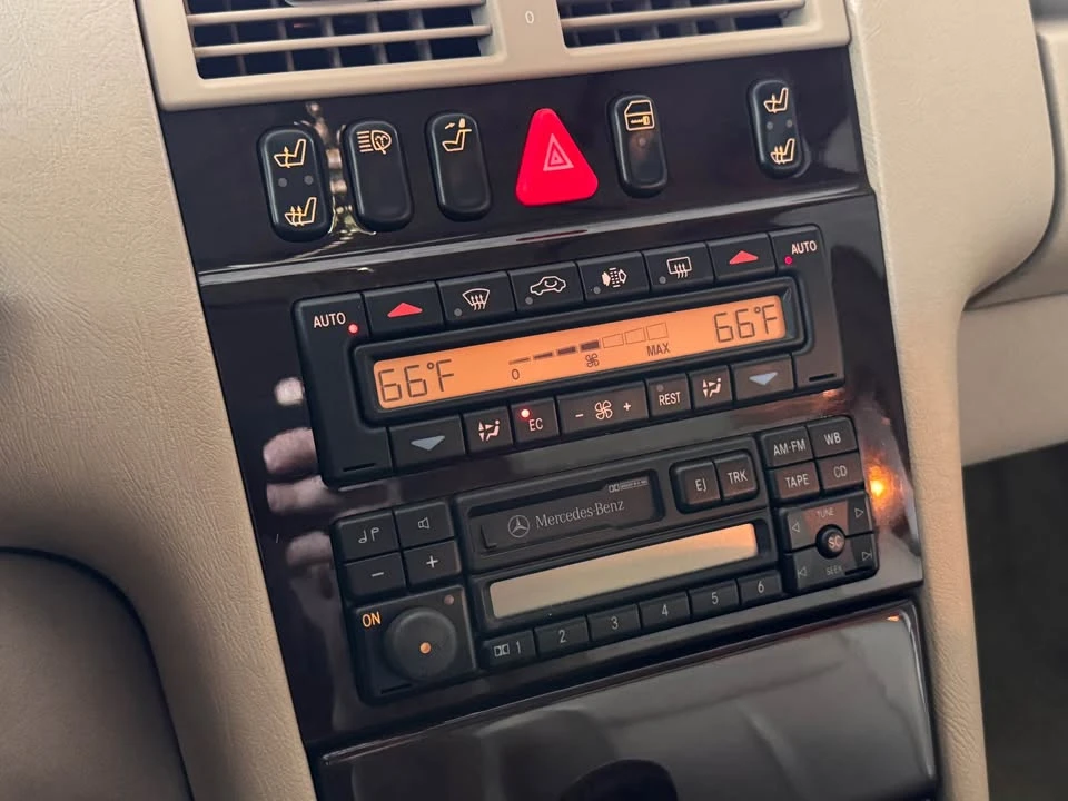 1996 Mercedes-Benz W210 E-Class - Image 14 of 19