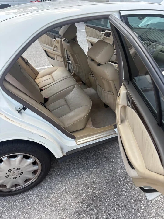 1996 Mercedes-Benz W210 E-Class - Image 12 of 19