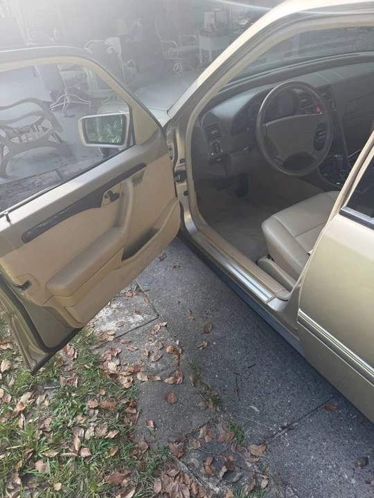 1996 Mercedes-Benz W202 C-Class - Image 3 of 11
