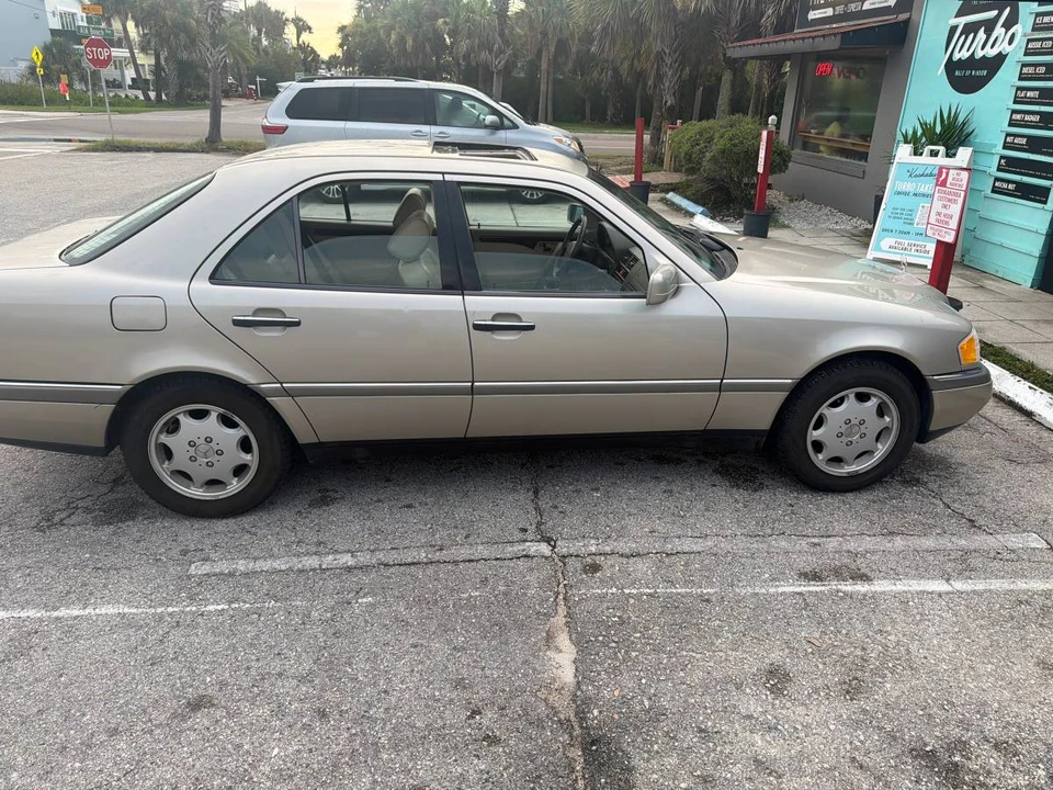 1996 Mercedes-Benz W202 C-Class - Image 2 of 11