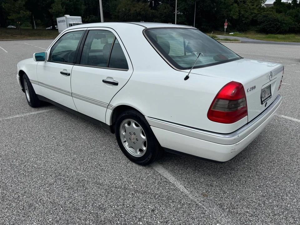 1996 Mercedes-Benz W202 C-Class - Image 4 of 4