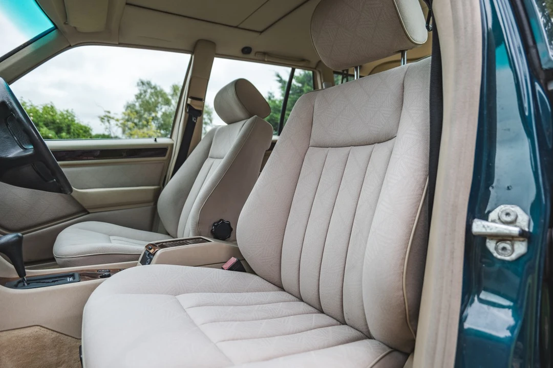 1996 Mercedes-Benz W124 E-Class - Image 24 of 30