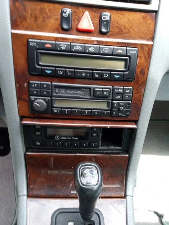 1996 Mercedes-Benz W124 E-Class - Image 8 of 8
