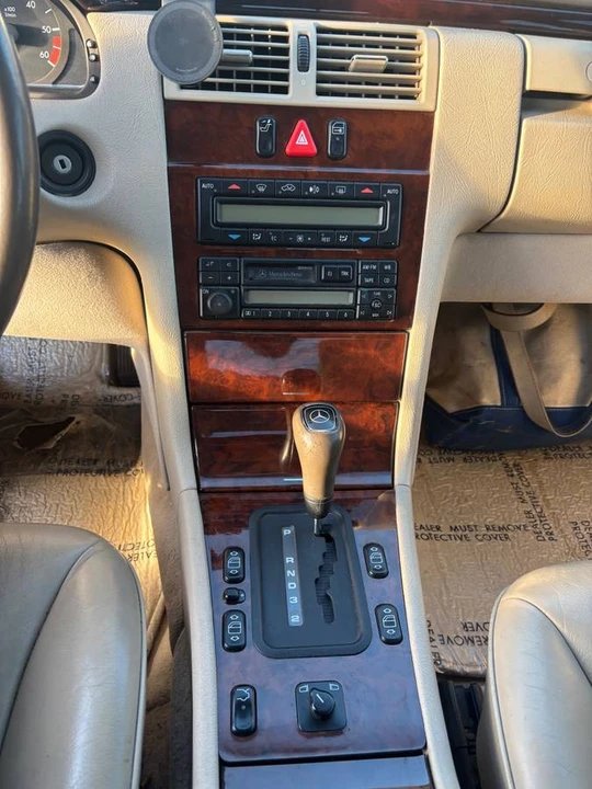 1996 Mercedes-Benz W210 E-Class - Image 7 of 16