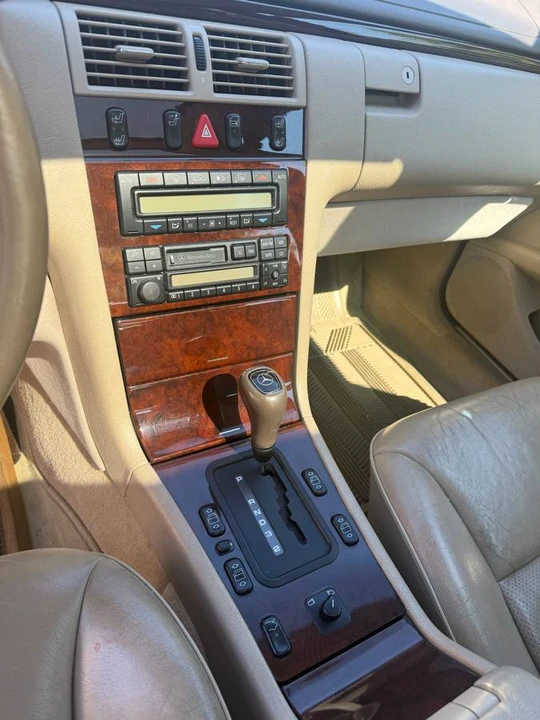 1996 Mercedes-Benz W210 E-Class - Image 6 of 10